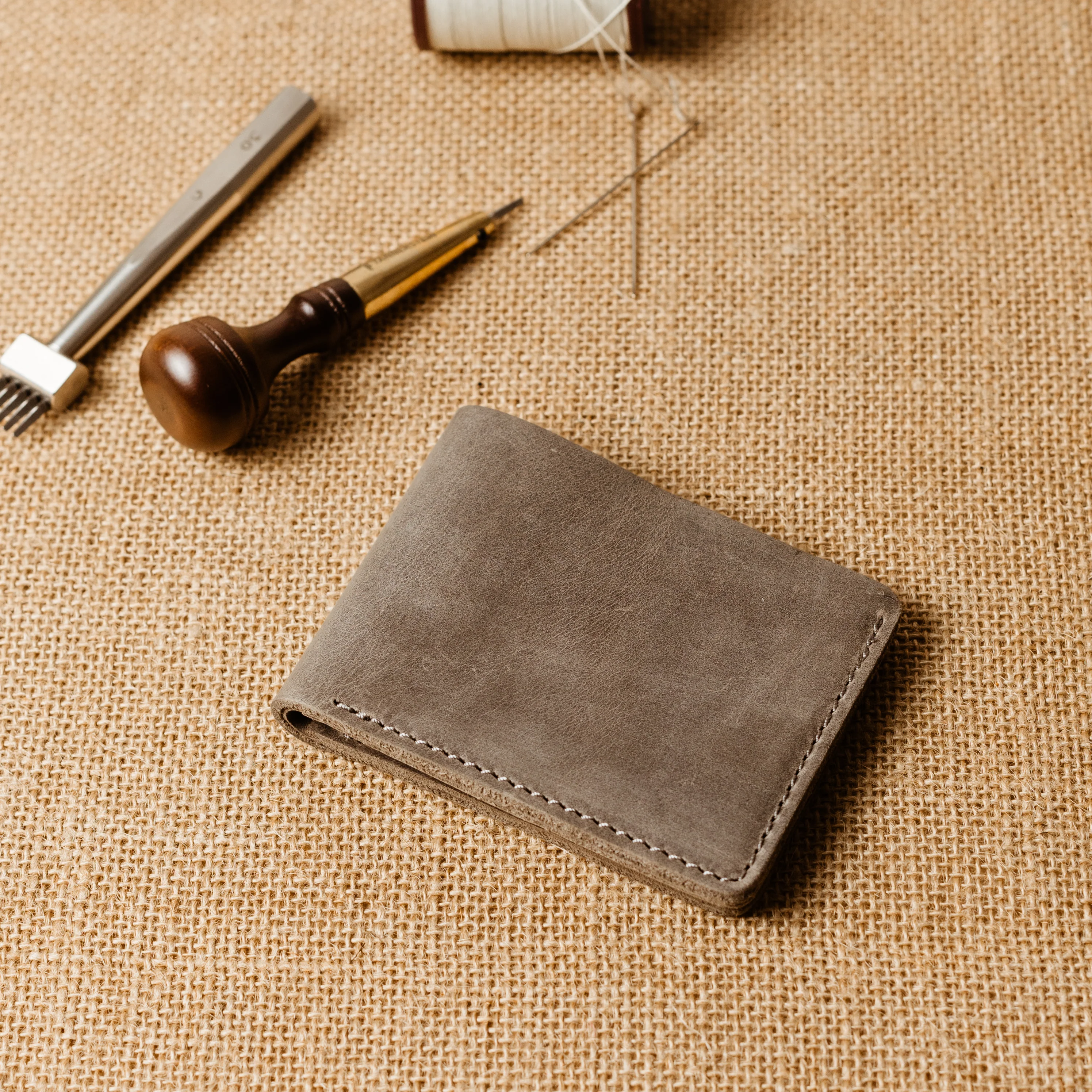 Bureau Leather Bifold Wallet | Rock Gray - Image 3