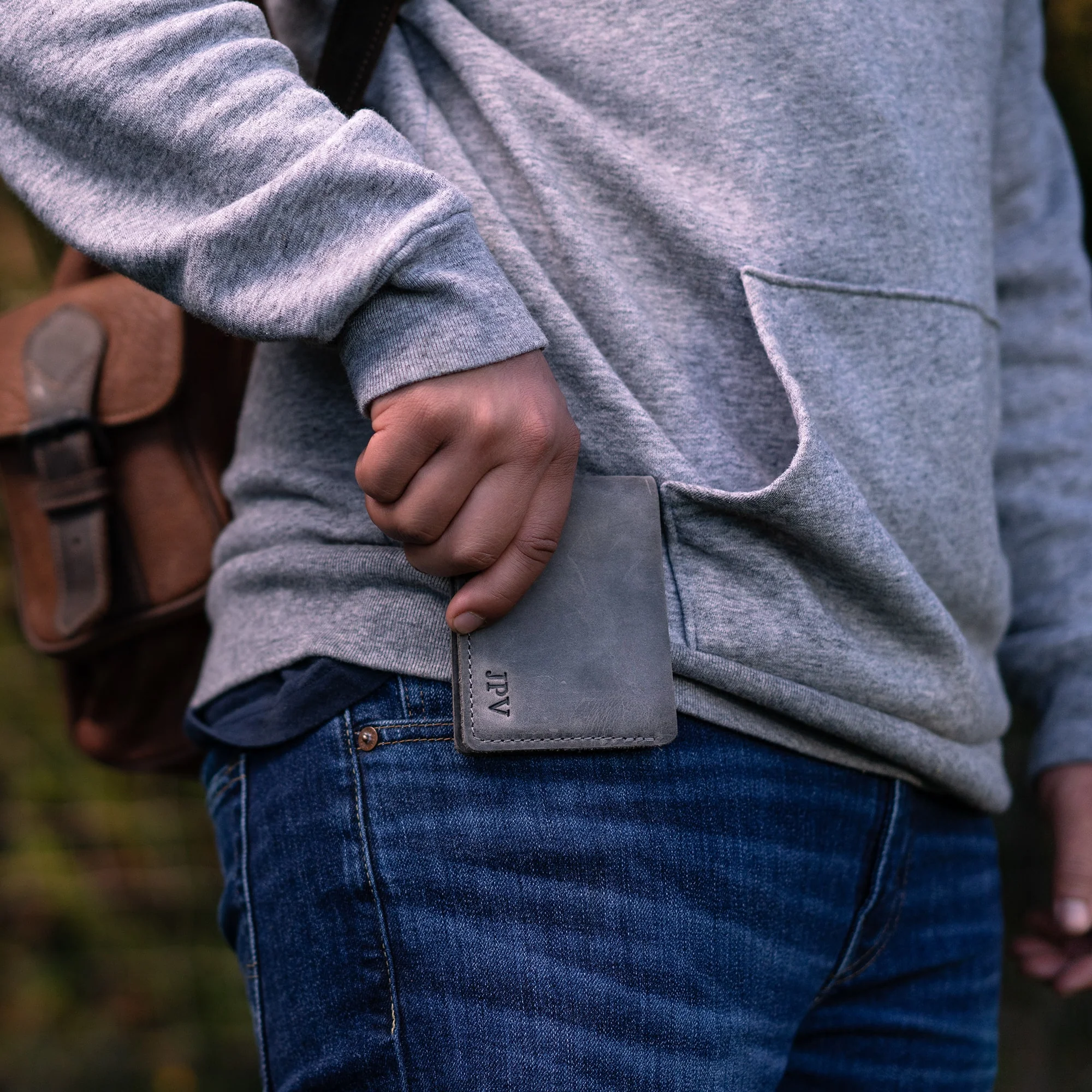 Bureau Leather Bifold Wallet | Rock Gray - Image 6