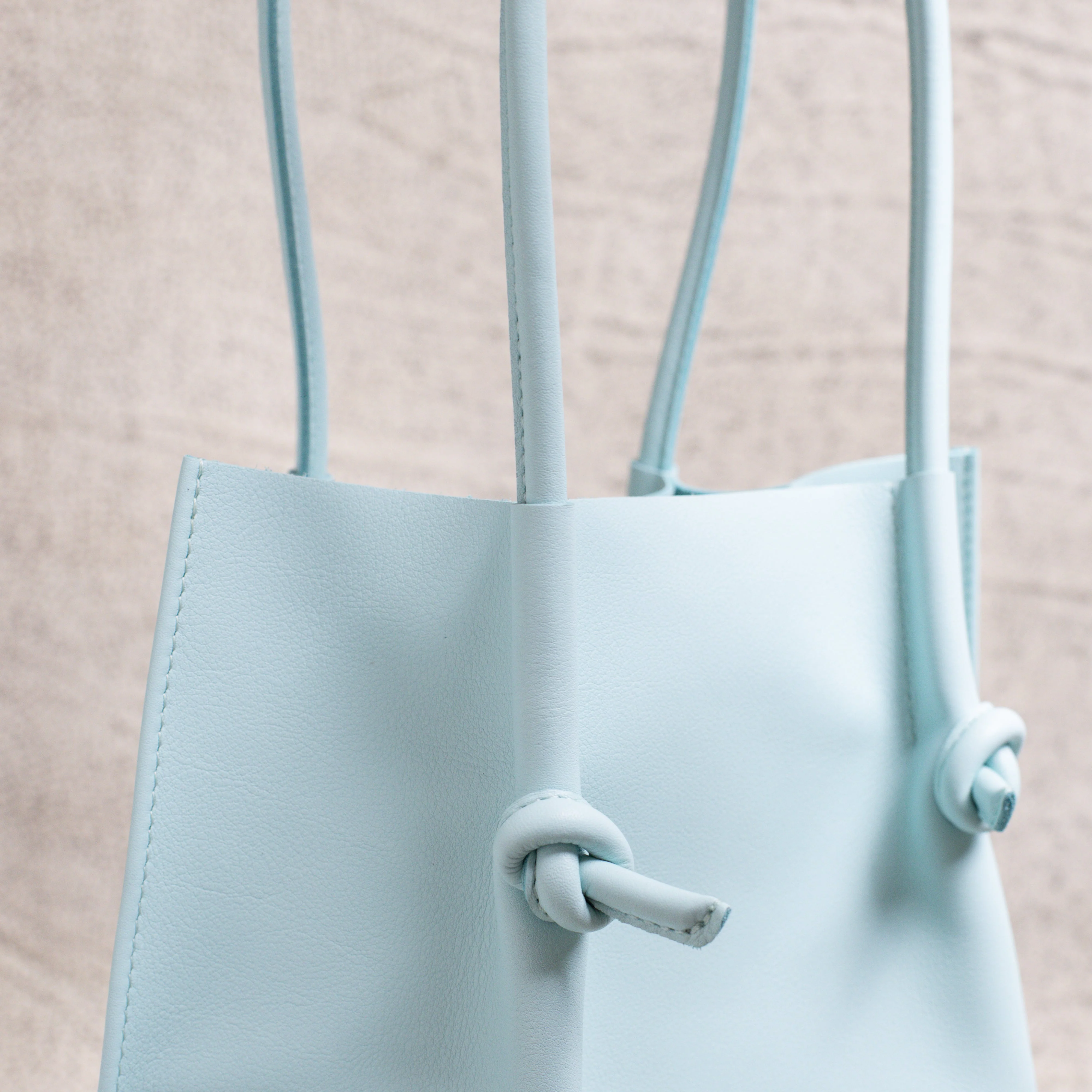 Flora Everyday Leather Tote | Silky Calf Sky - Image 5