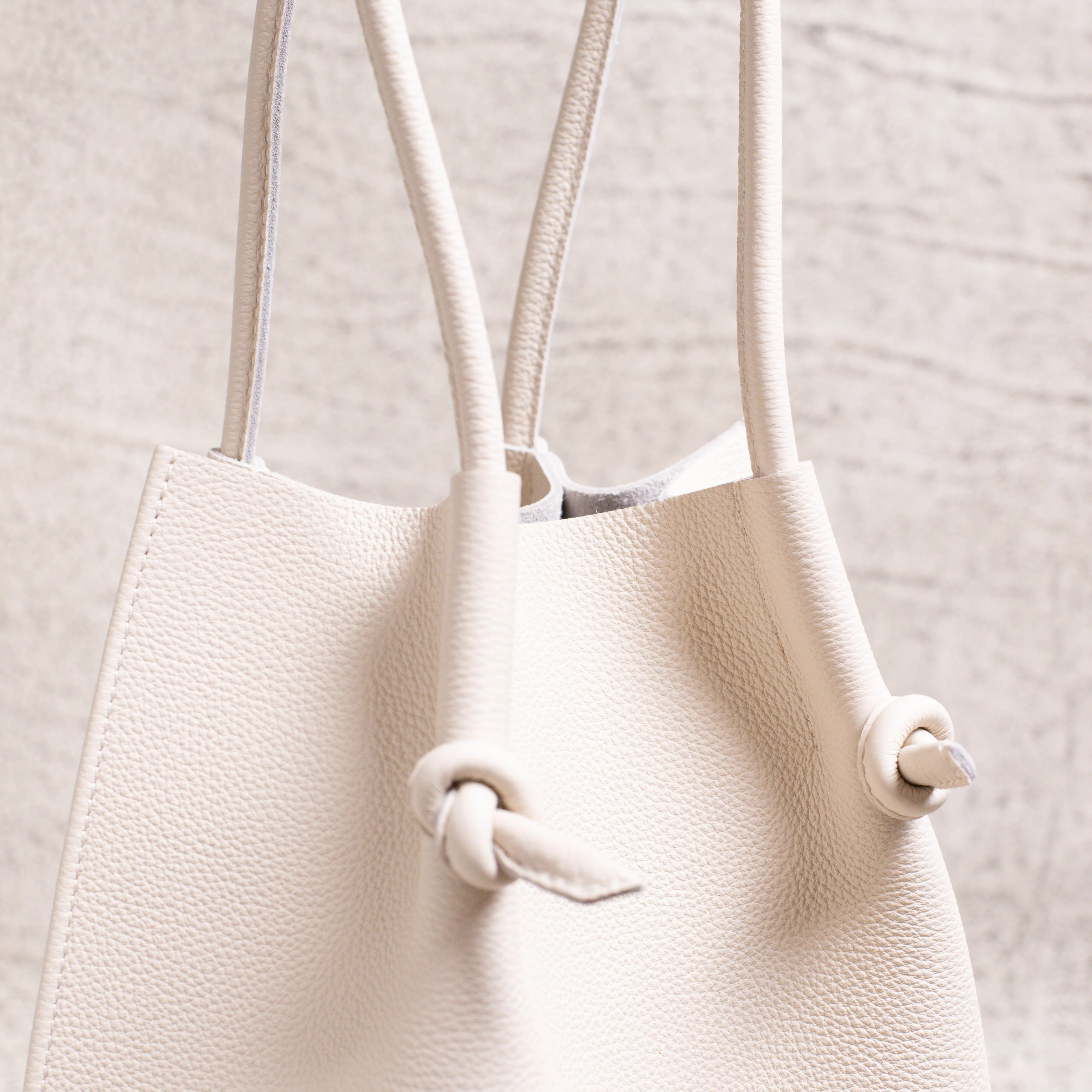 Flora Everyday Leather Tote | Togo Calf Beige - Image 5