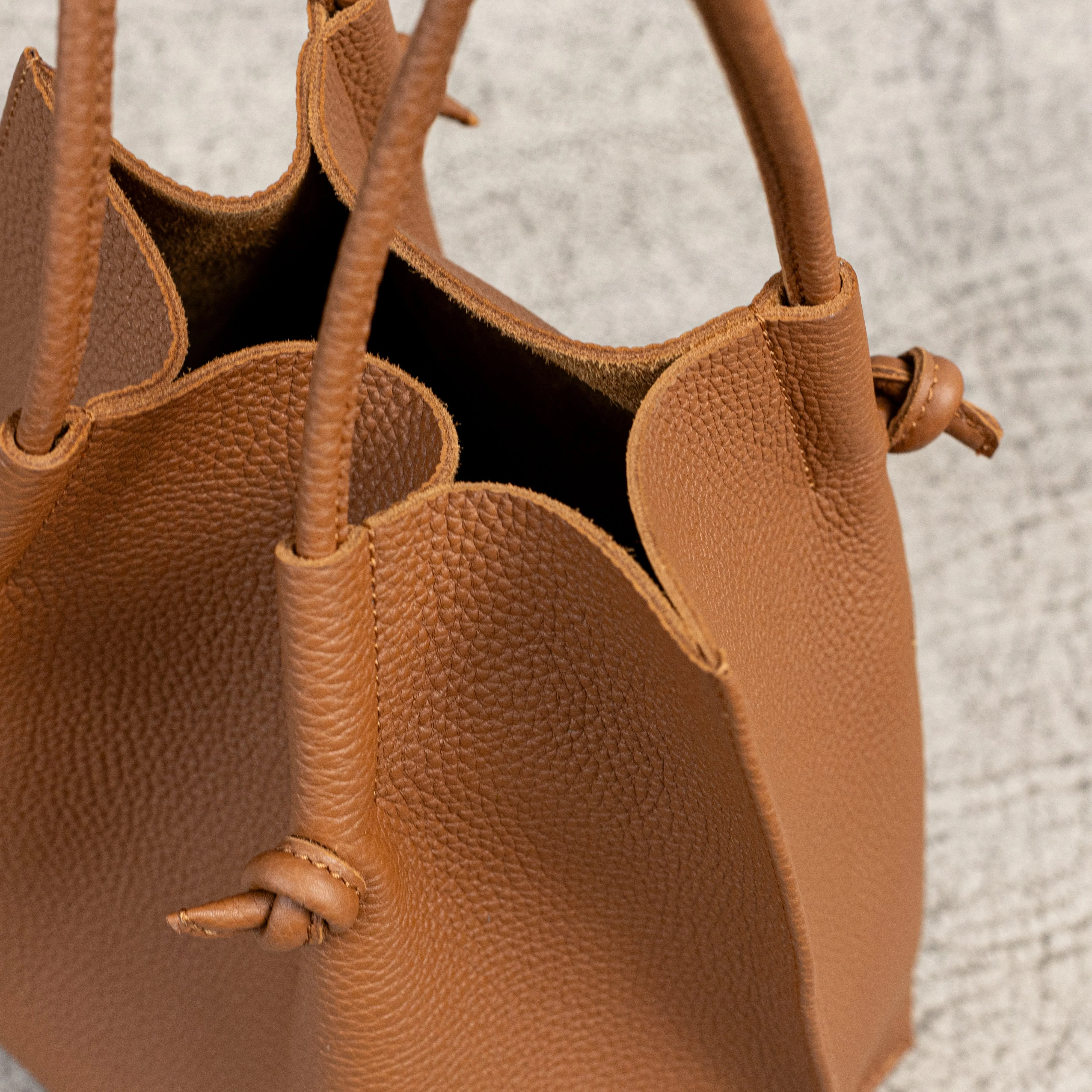 Flora Everyday Leather Tote | Togo Calf Taba - Image 5