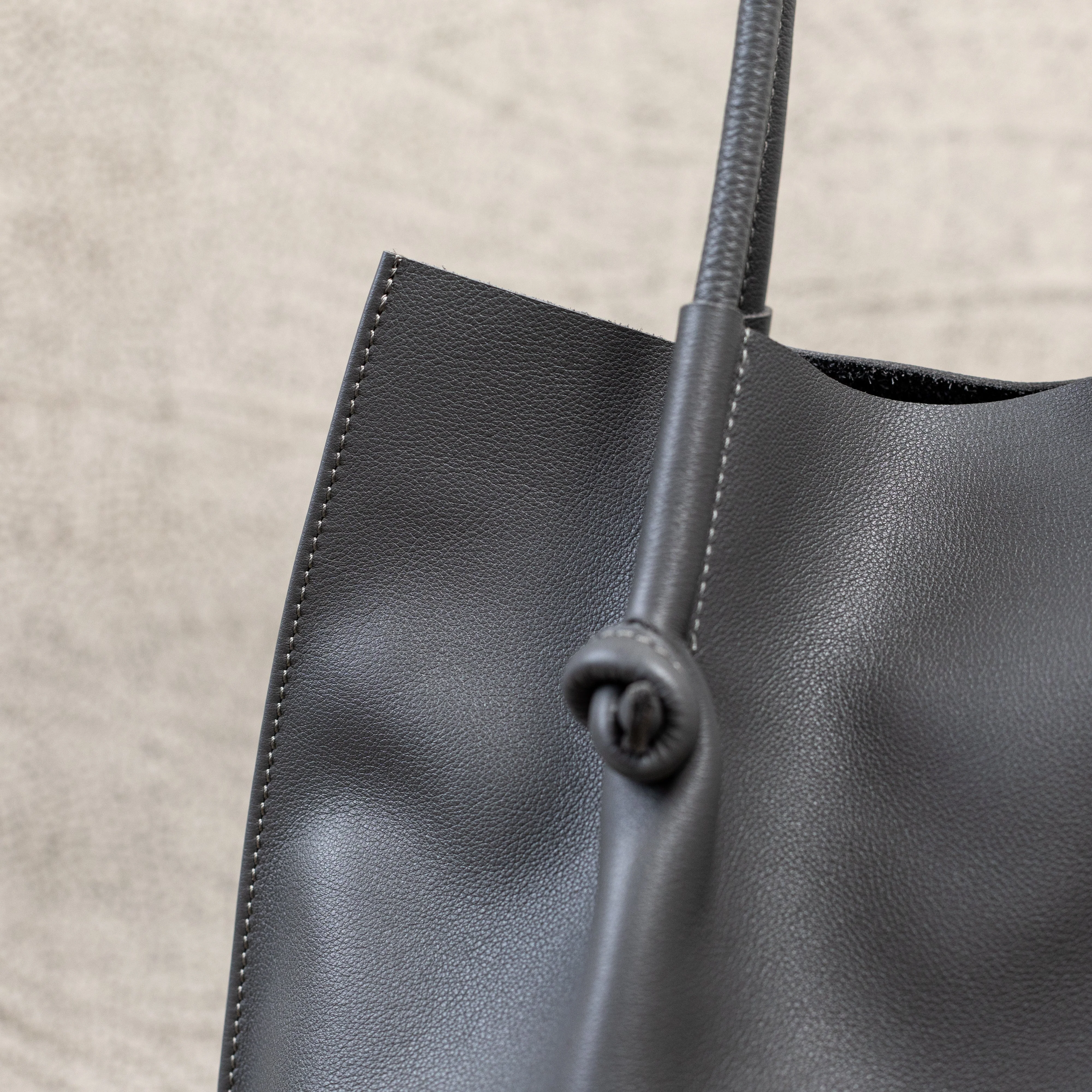 Flora Everyday Leather Tote | Silky Calf Gray - Image 5