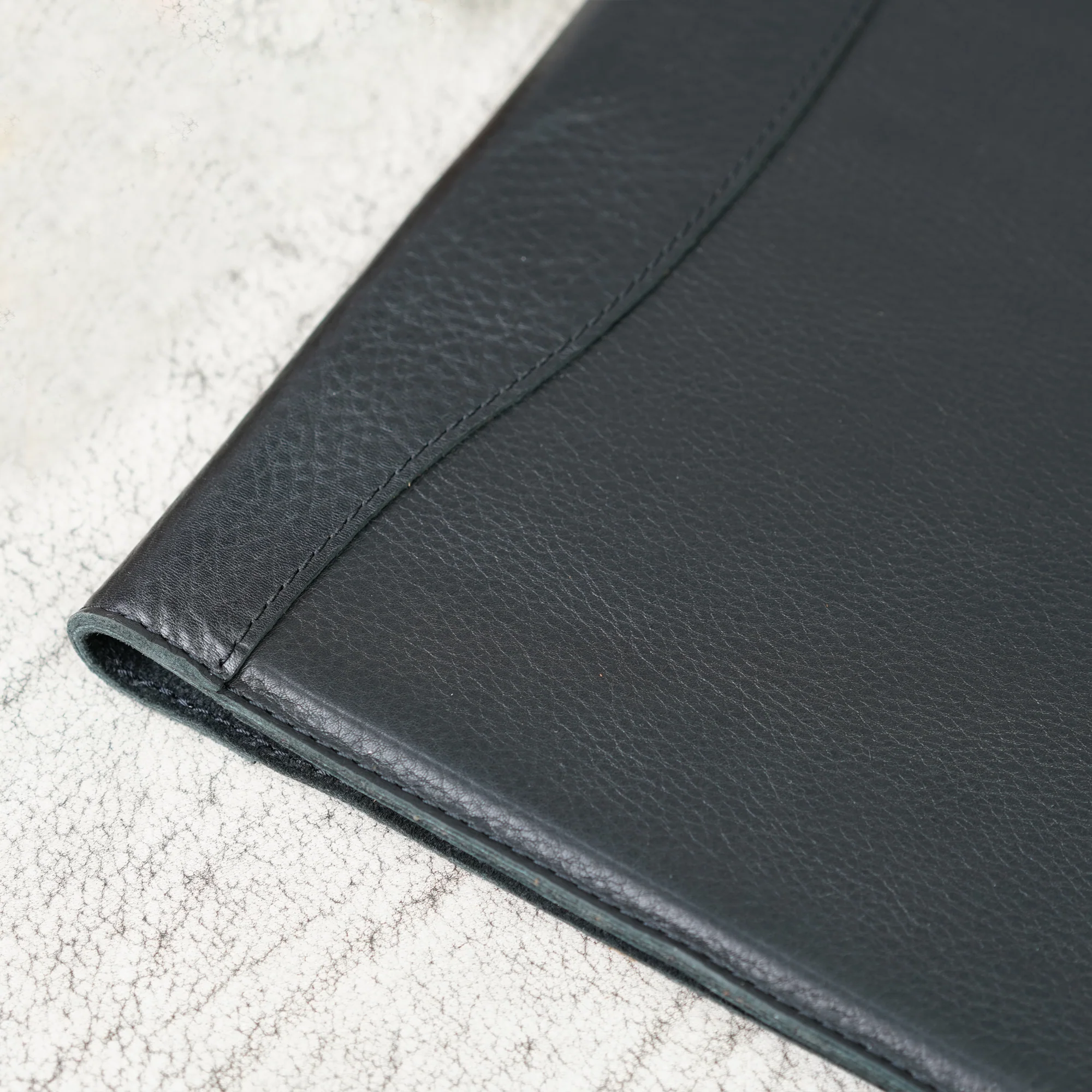 Marshall Leather Legal Padfolio | Dymnos Black - Image 3