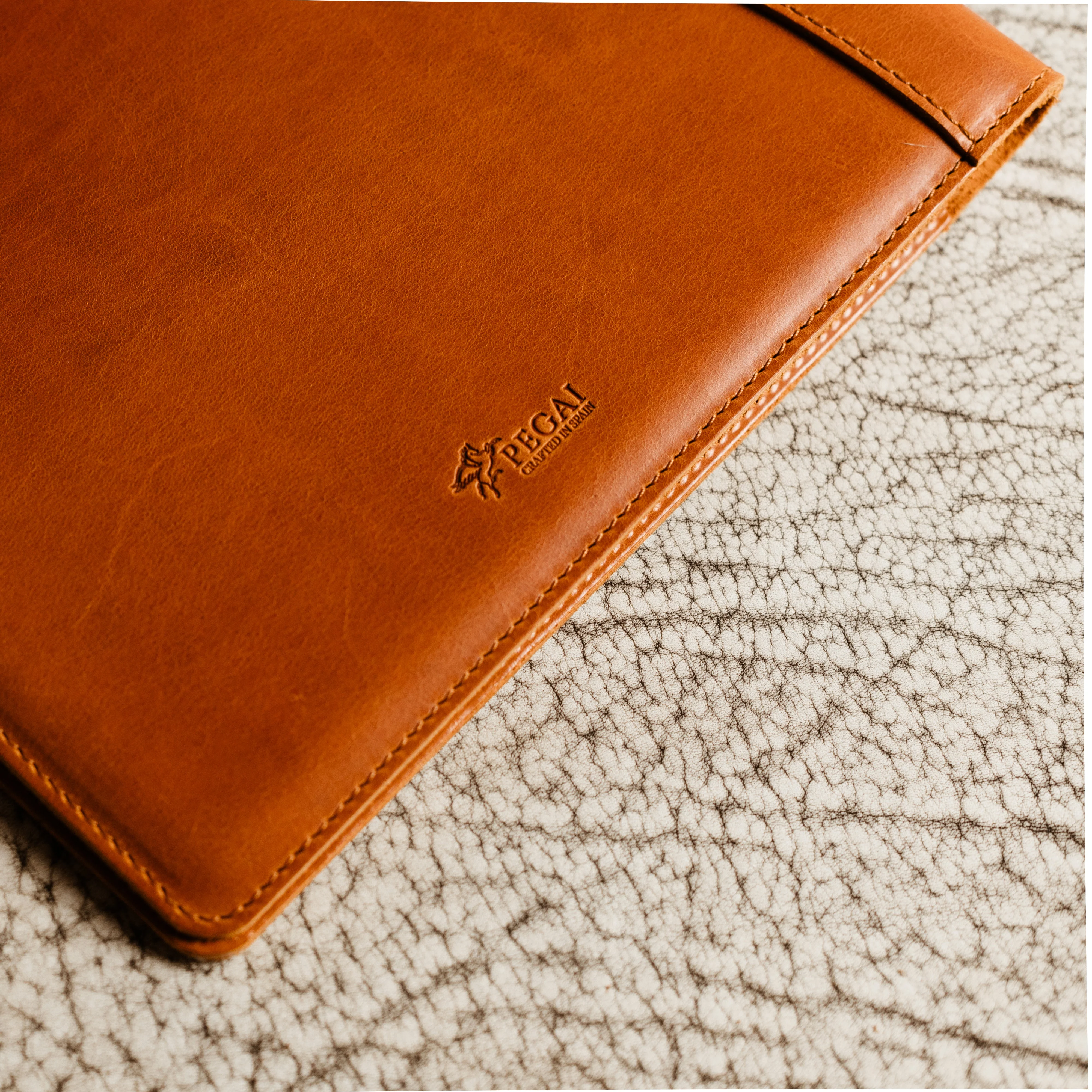 Marshall Leather Legal Padfolio | Whiskey Cognac - Image 6