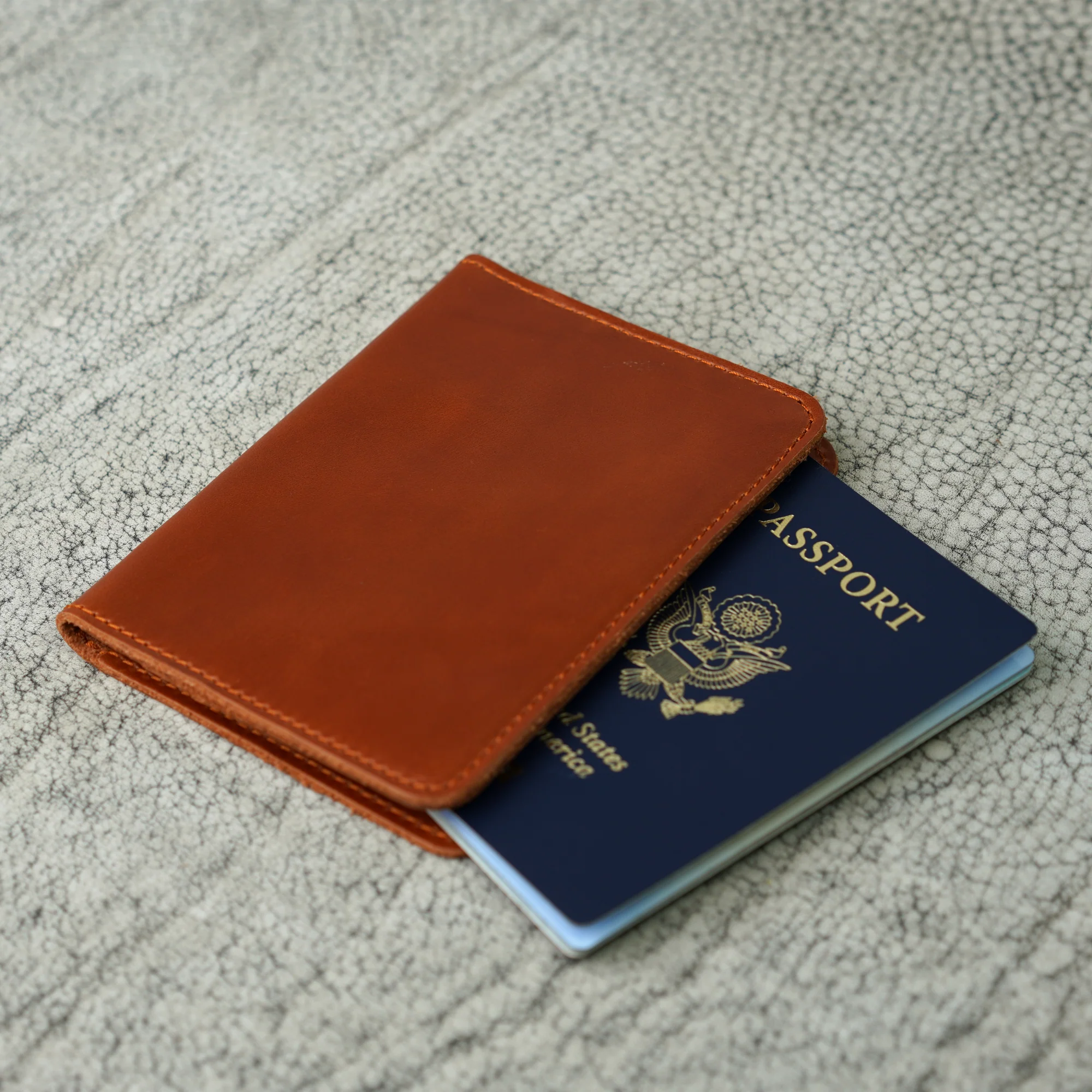Pike Leather Passport Wallet | Dual Tone Whiskey - Image 3