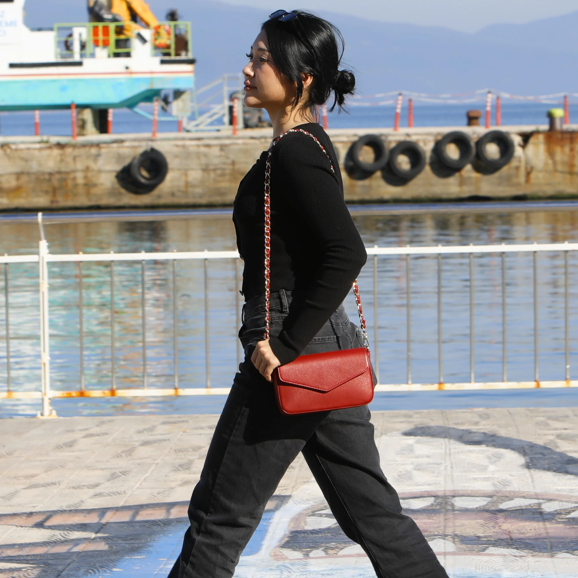 Viola | Clutch Crossbody Bag w/ Slim Wallet | Red - Image 4